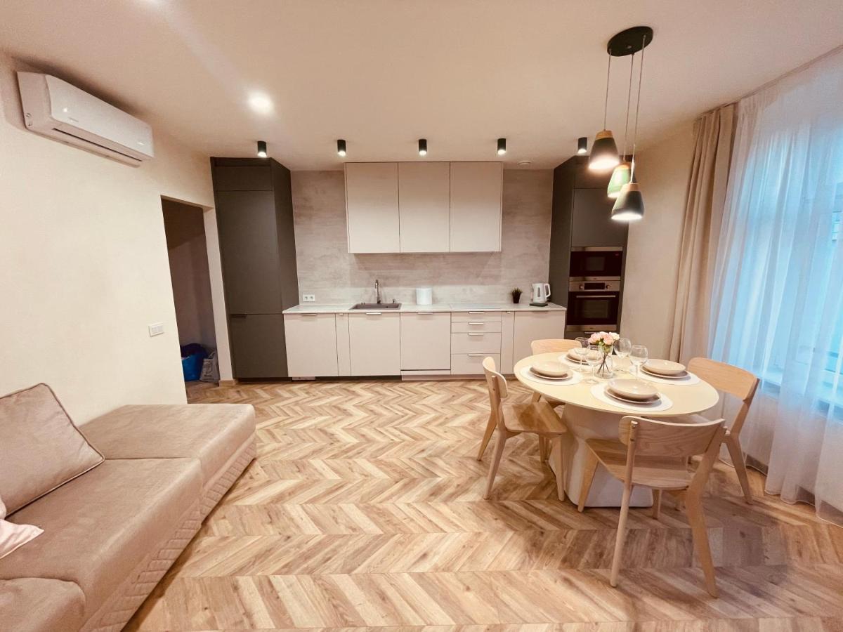 Kobiela Apartments Family Delux Ktw City Center Катовице Экстерьер фото